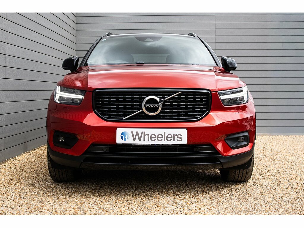Volvo XC40 D4 R-design OU68GTF Red #4