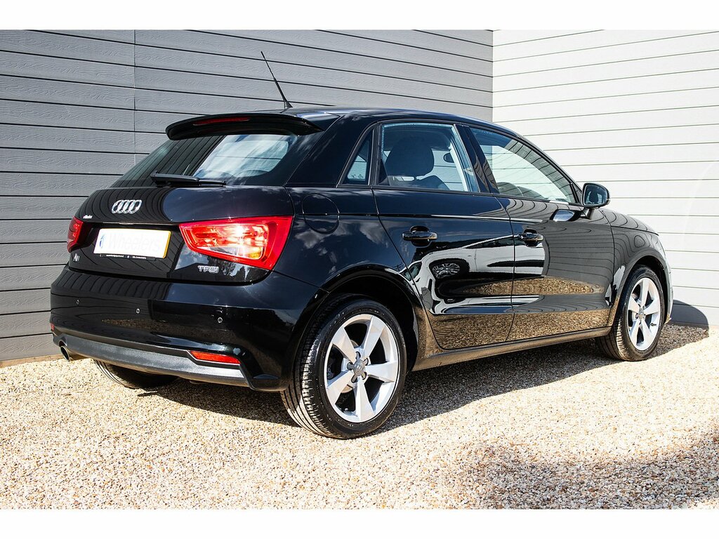 Audi A1 Tfsi Sport EO18NZH Black #3