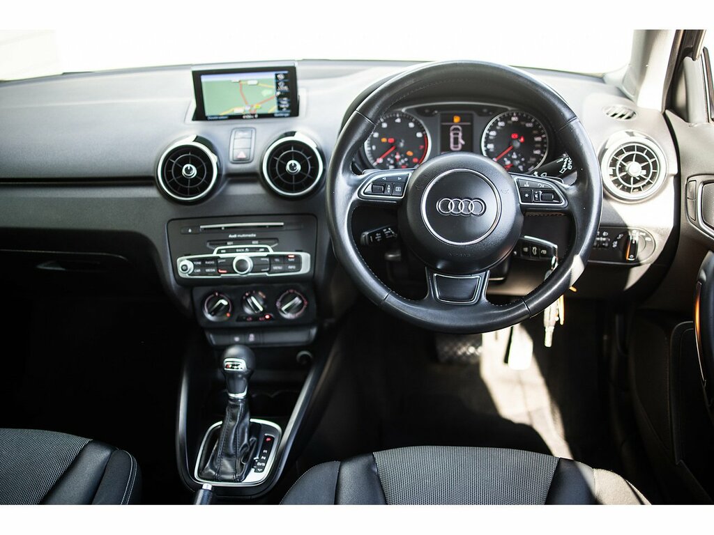 Audi A1 Tfsi Sport EO18NZH Black #2