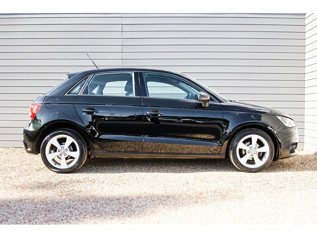 Audi A1 Tfsi Sport EO18NZH Black #6