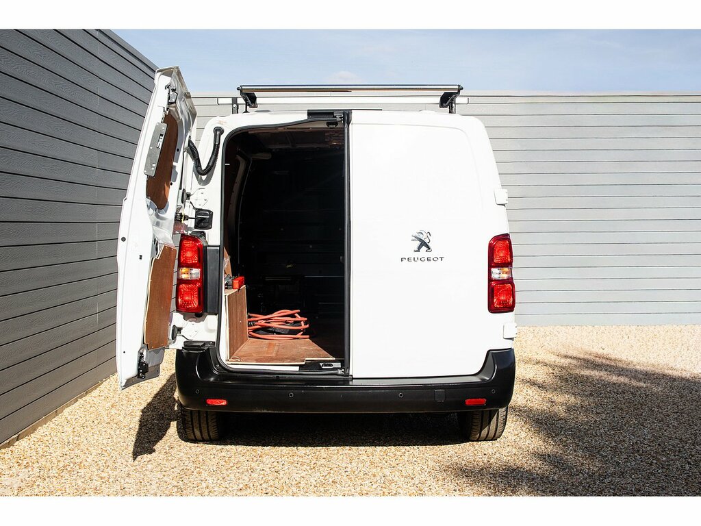 Peugeot E-Expert E 1200 75Kwh Professional Standard Panel Van 6Dr E #10