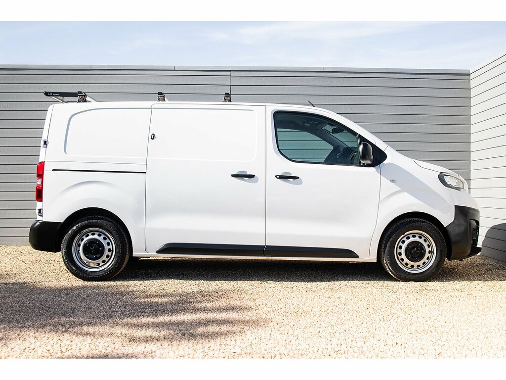 Peugeot E-Expert E 1200 75Kwh Professional Standard Panel Van 6Dr E #8