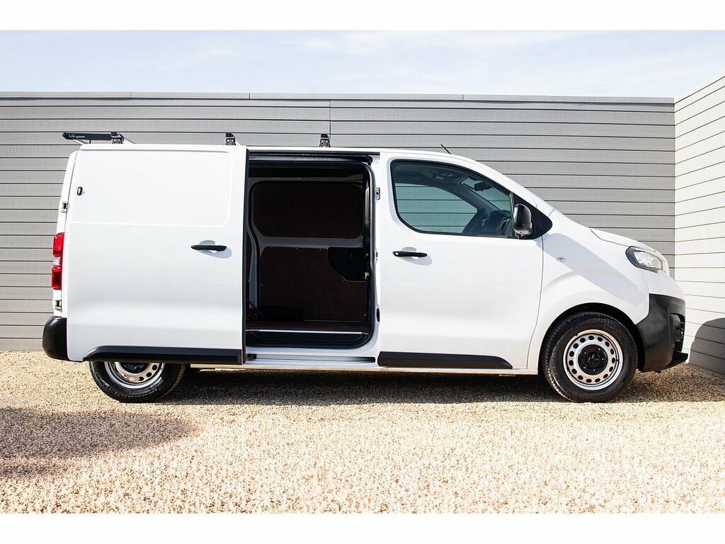 Peugeot E-Expert E 1200 75Kwh Professional Standard Panel Van 6Dr E #7