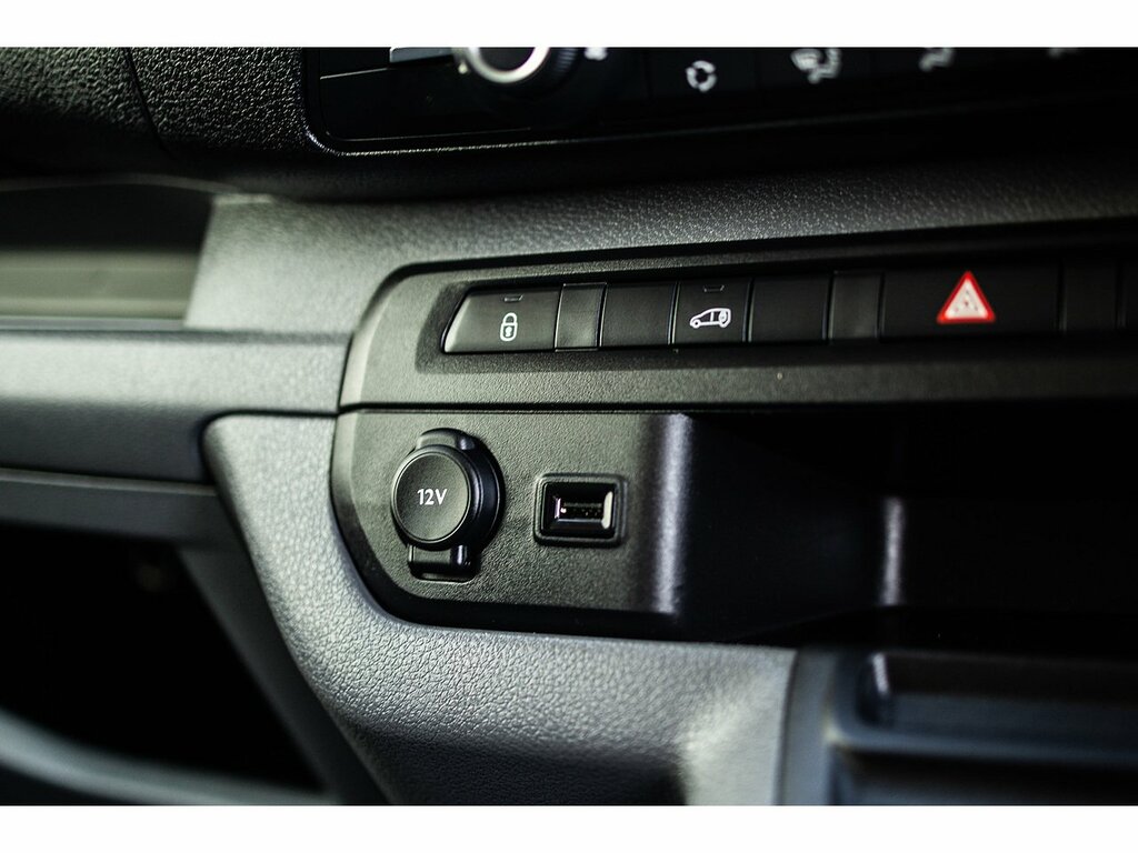 Peugeot E-Expert E 1200 75Kwh Professional Standard Panel Van 6Dr E #25