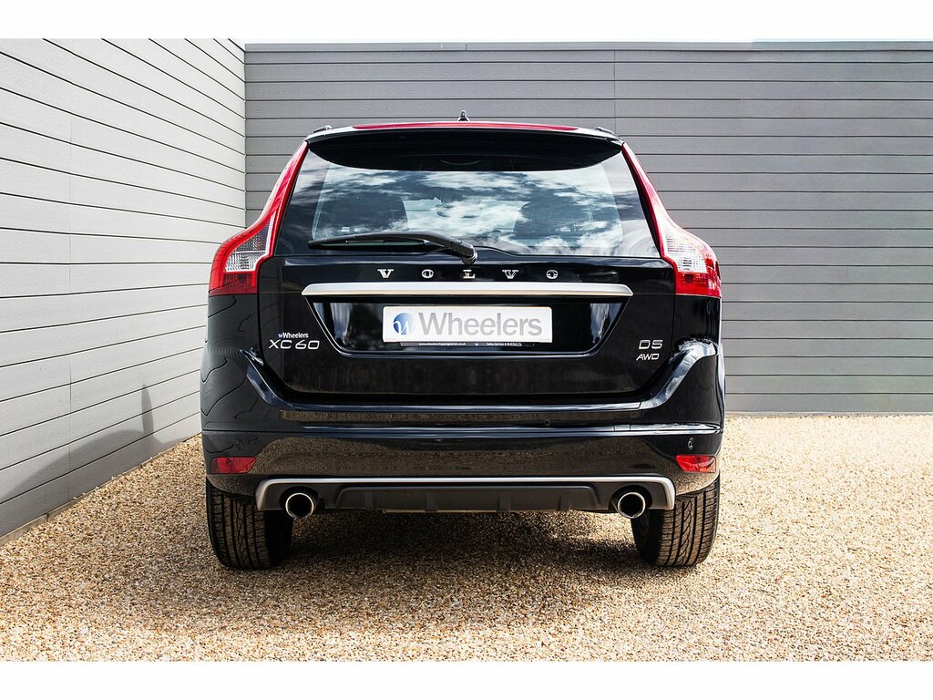 Volvo XC60 D5 R-design Lux Nav KJ17DZE Black #6
