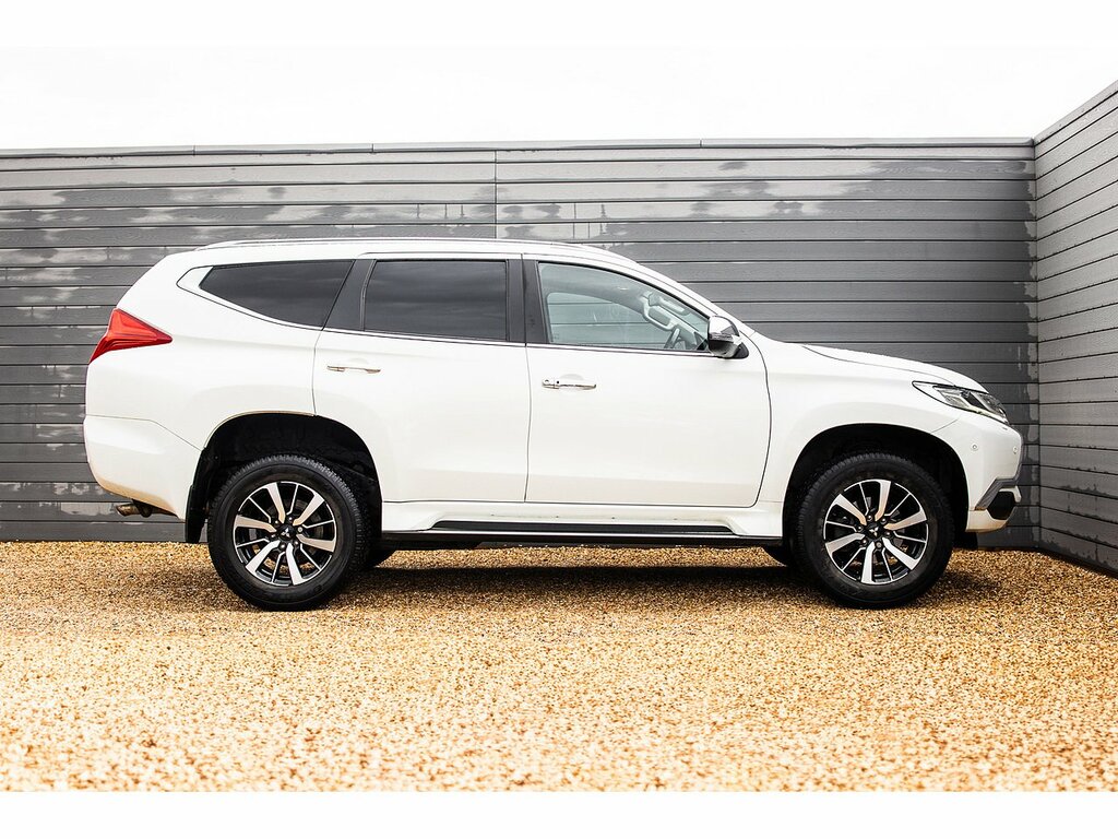 Mitsubishi Shogun Sport D 4 White #6