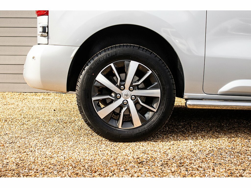 Toyota PROACE 2.0D 120Hpeu6 Icon Premium Pack Long Panel Van White #43