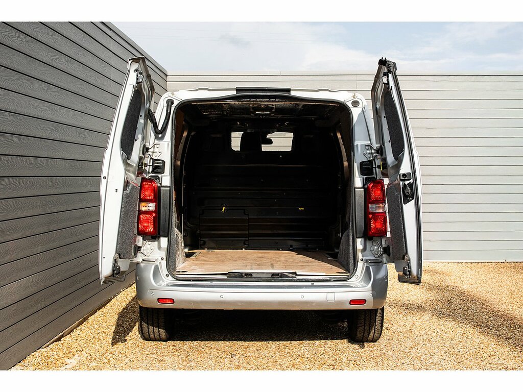 Toyota PROACE 2.0D 120Hpeu6 Icon Premium Pack Long Panel Van White #11