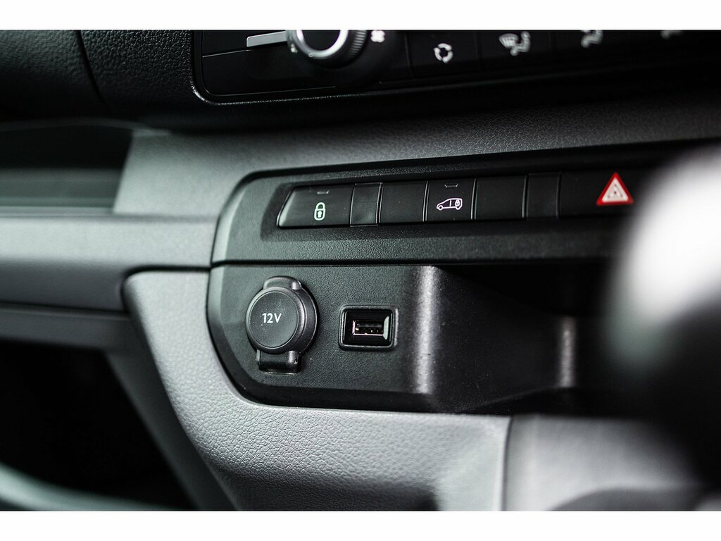 Toyota PROACE 2.0D 120Hpeu6 Icon Premium Pack Long Panel Van White #25