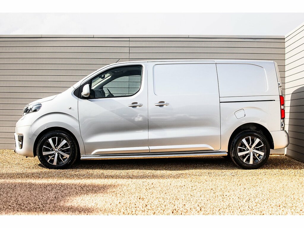 Toyota PROACE D Design Silver #5