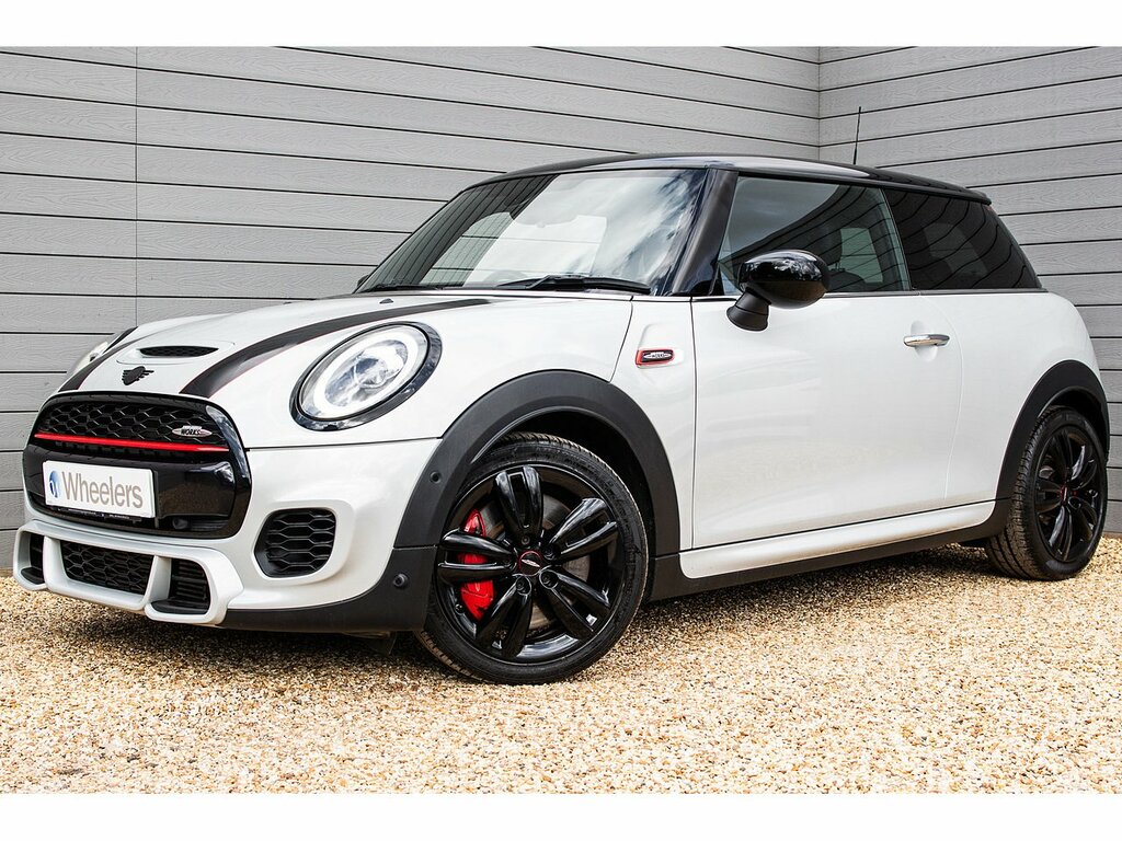 Mini Hatch John Cooper Works White