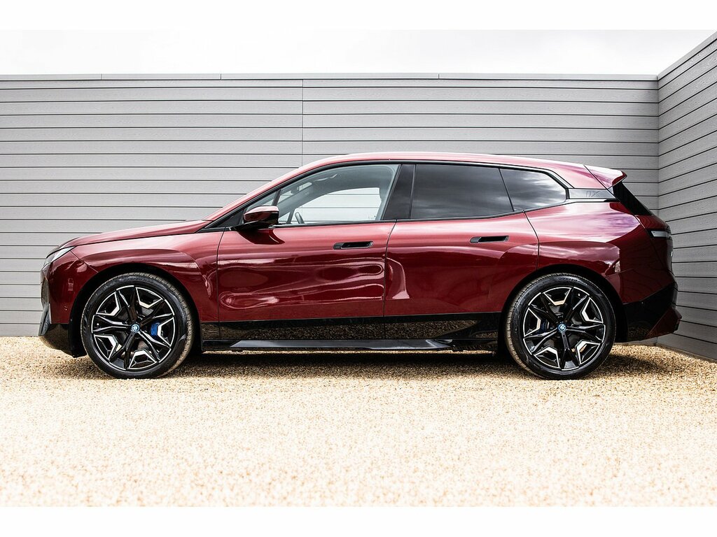 BMW iX 40 M Sport Red #5