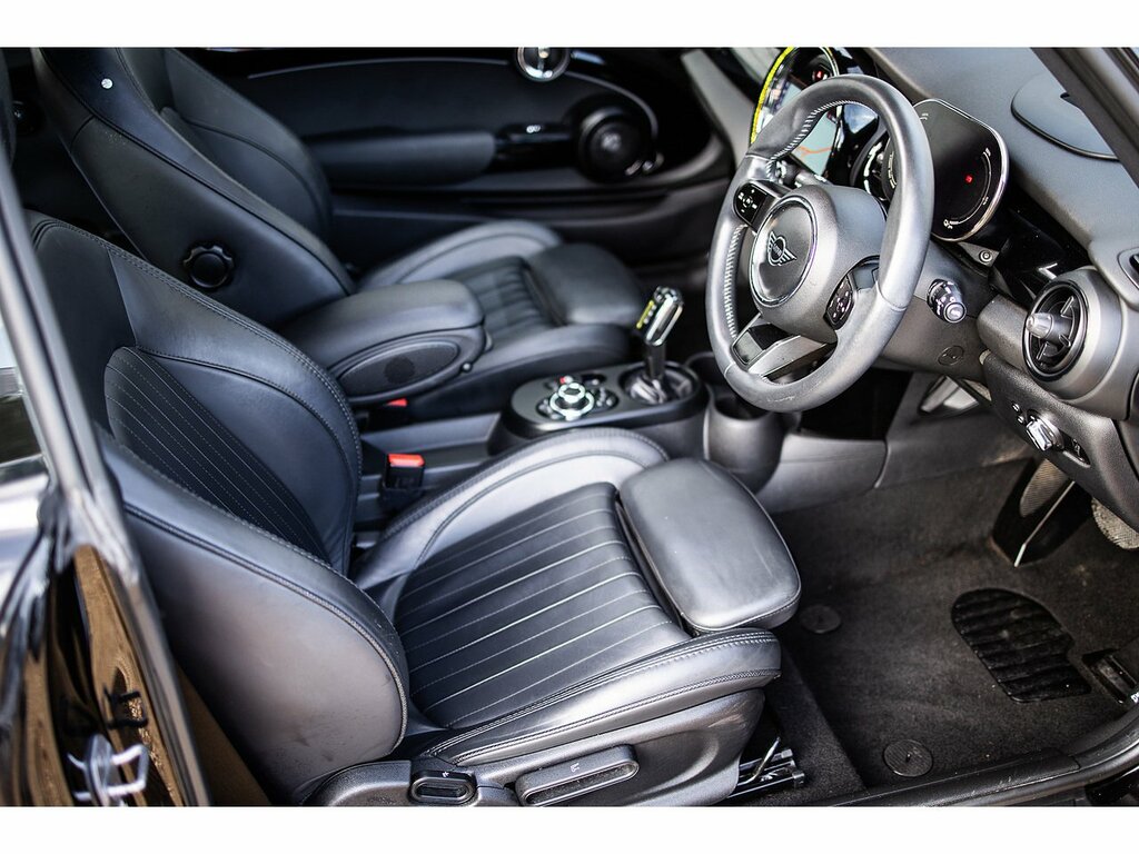 Mini Electric Hatchback Grey #12