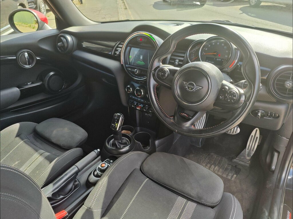 Mini Hatch 1.5 Cooper II White #7