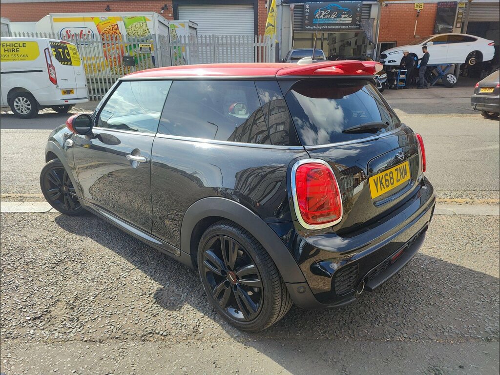 Mini Hatch 1.5 Cooper II White #8
