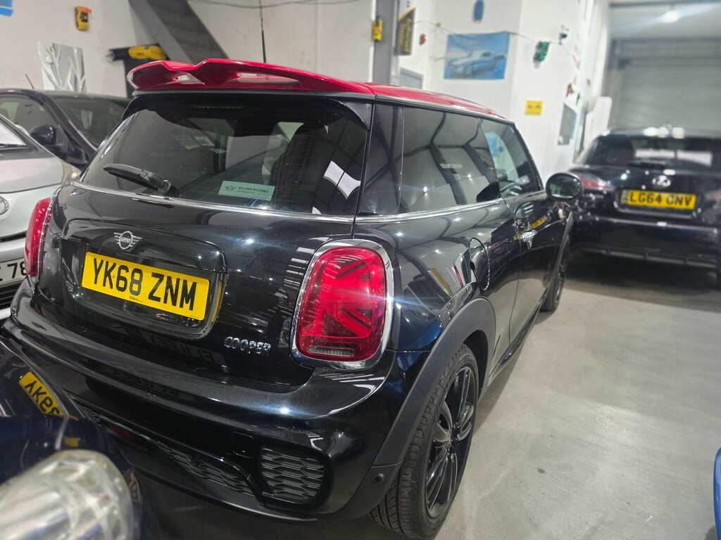 Mini Hatch 1.5 Cooper II White #20