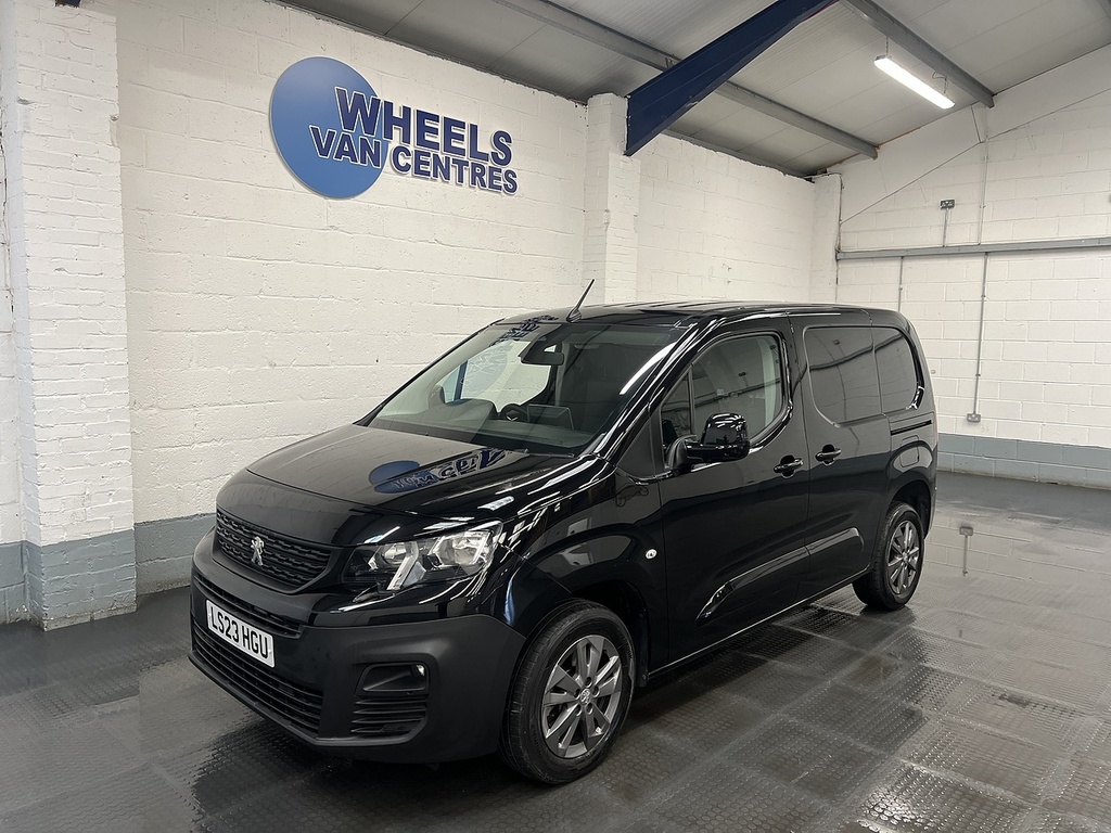 Peugeot Partner 1.5 Bluehdi 1000 Asphalt Premium Standard Panel Black