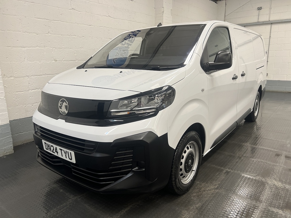 Vauxhall Vivaro 2.0 Turbo D Prime XL Panel Van 6Dr L White