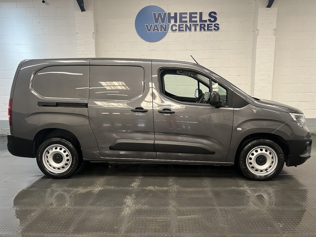 Vauxhall Combo 1.5 Turbo D 2300 Prime Panel Van 6Dr DS73ENM Grey #5