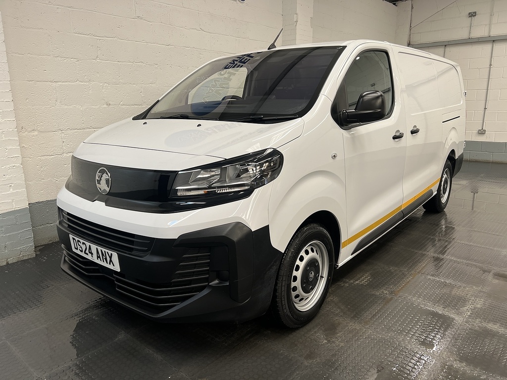 Vauxhall Vivaro 2.0 Turbo D Prime XL Panel Van 6Dr L White