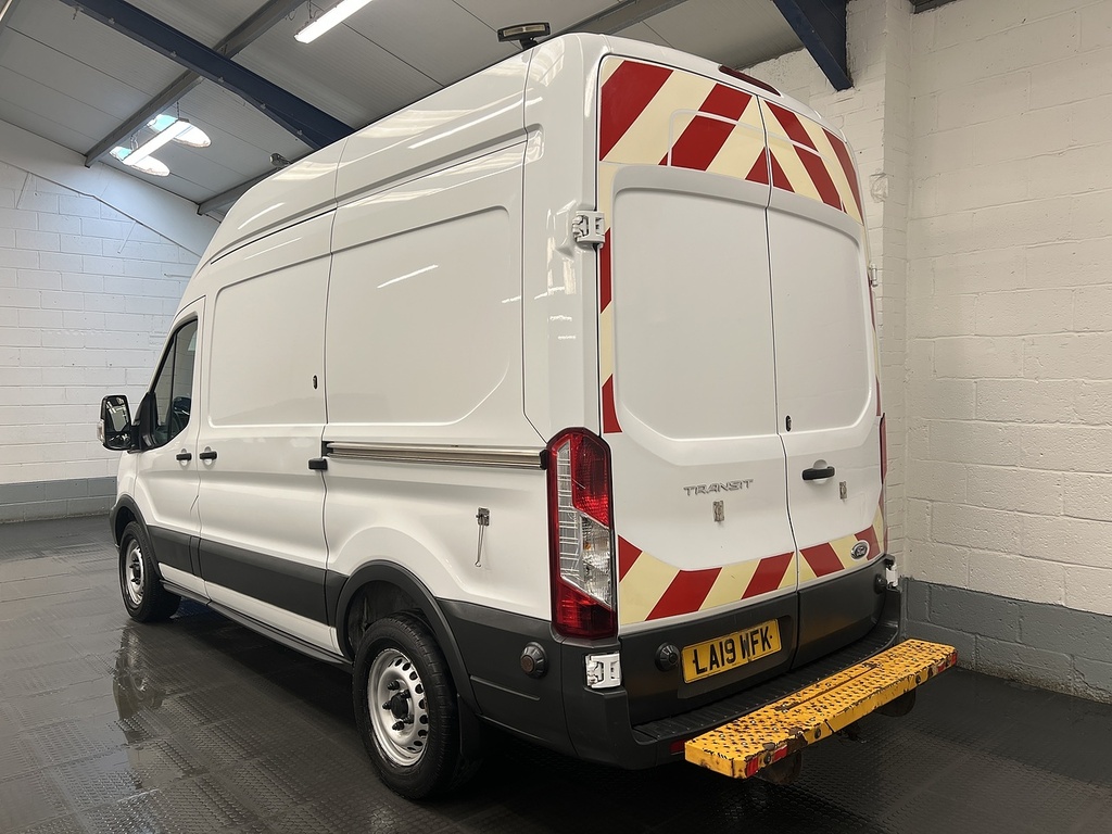 Ford Transit Custom 2.0 350 Ecoblue Panel Van Fwd L2 LA19WFK White #3