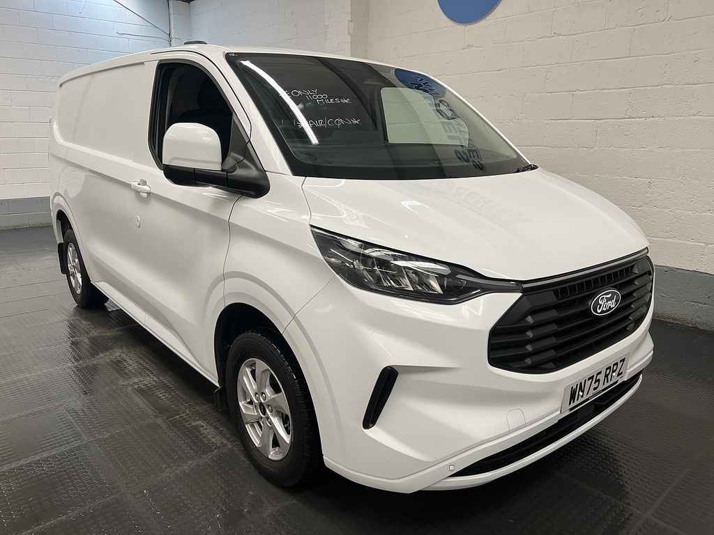 Ford Transit Custom 2.0 320 Ecoblue Limited Panel Van Manua WN75RPZ White #4