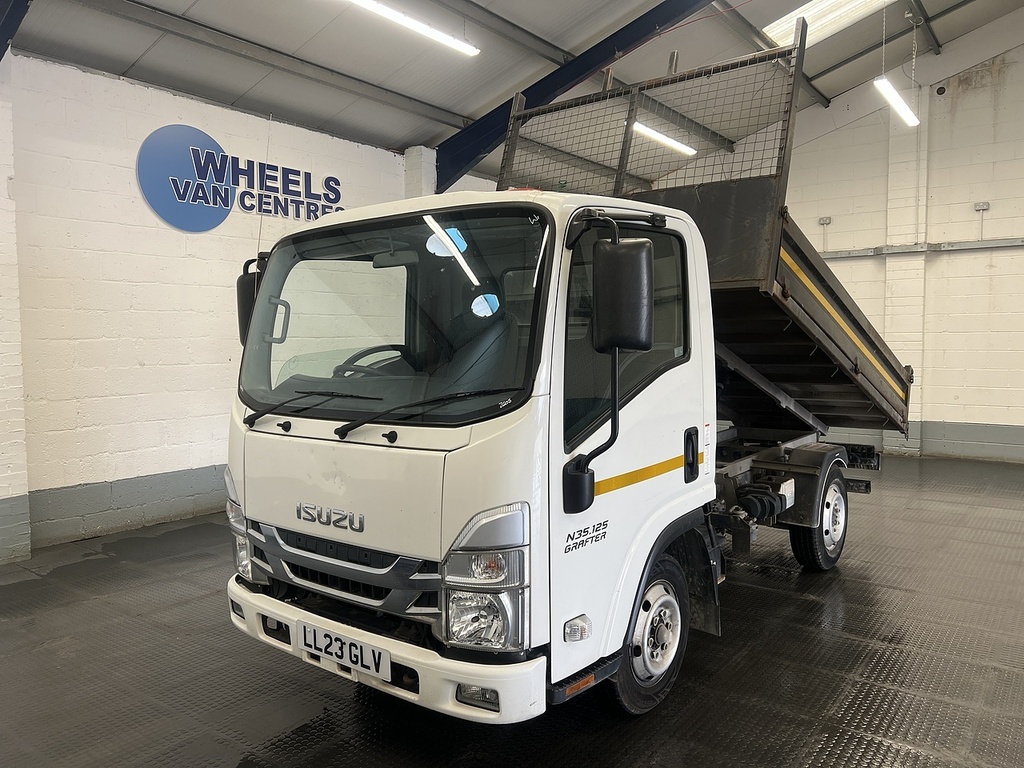 Isuzu 1.9D N35 Green Tipper Rwd Swb Eu LL23GLV White