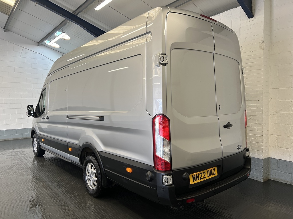 Ford Transit Custom 2.0 350 Ecoblue Mhev Limited Panel Van WN22DMZ Silver #3