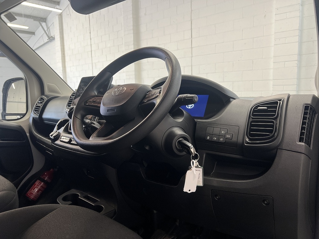 Toyota PROACE 2.2 Bluehdi 35 Icon Long Panel Van Manu White #6