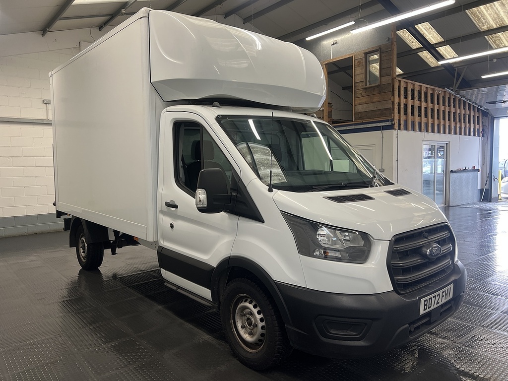 Ford Transit Custom 2.0 350 Ecoblue Leader Luton Fwd BD72FHV White #2