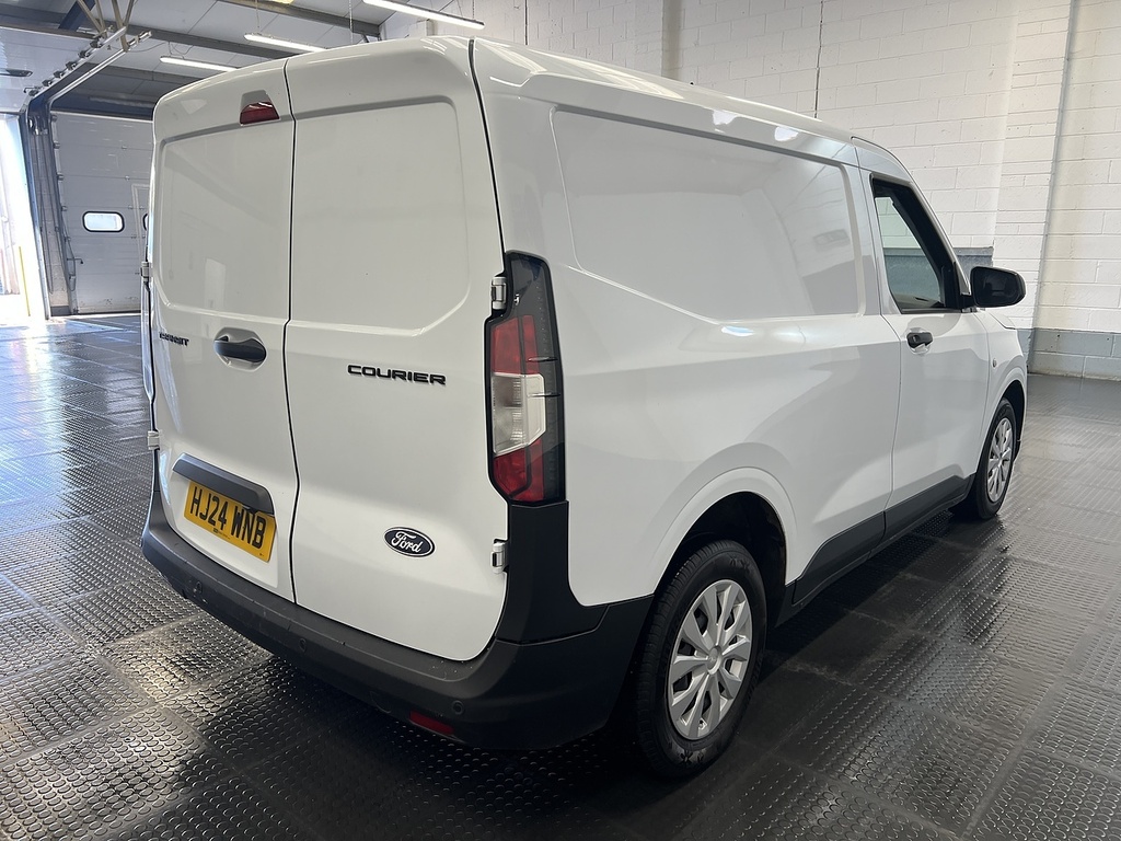 Ford Transit Courier 1.0 Ecoboost Trend Panel Van Swb White #3