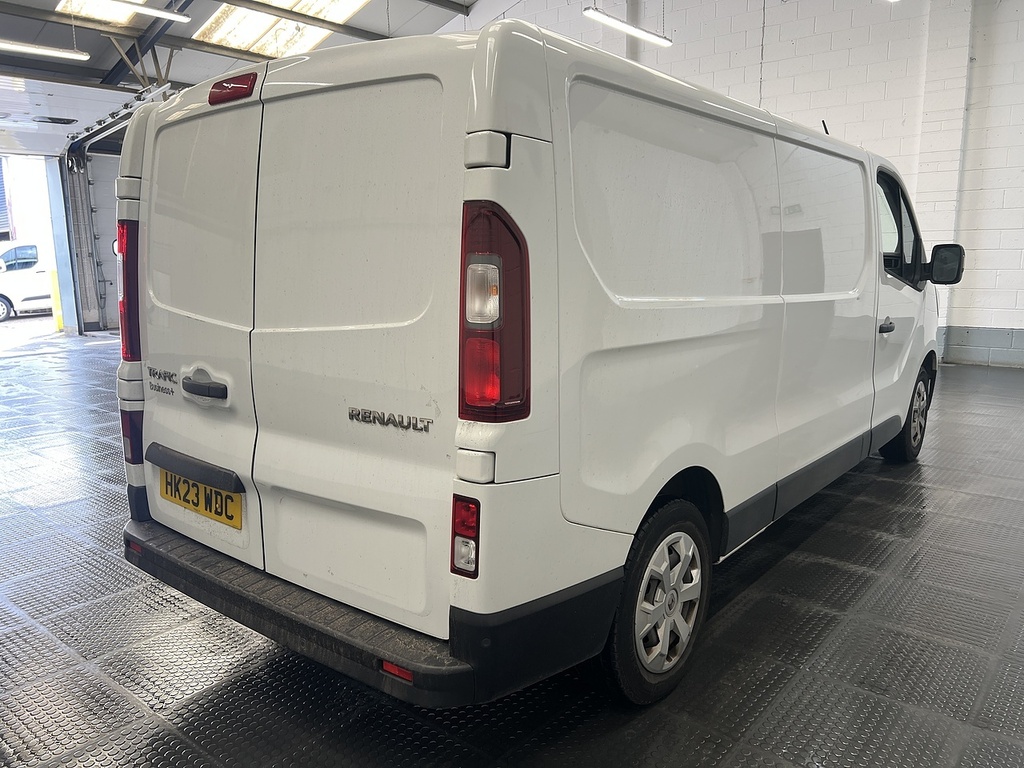 Renault Trafic 2.0 Dci Blue Ll30 Business Panel Van M White #3