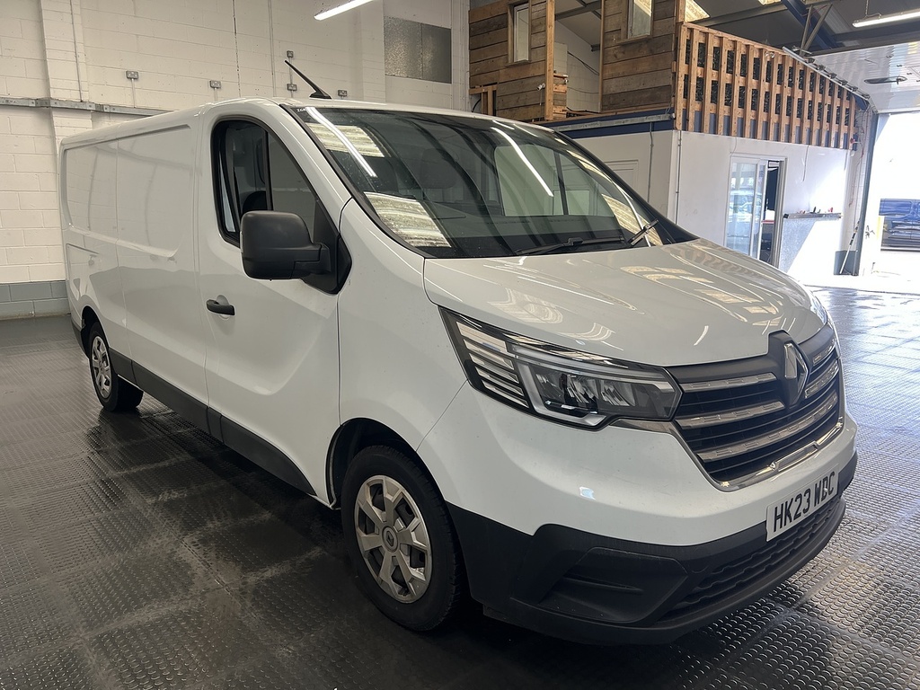 Renault Trafic 2.0 Dci Blue Ll30 Business Panel Van M White #4