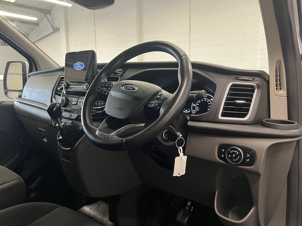 Ford Transit Custom 2.0 300 Ecoblue Limited Panel Van Manua LC73DLK White #6