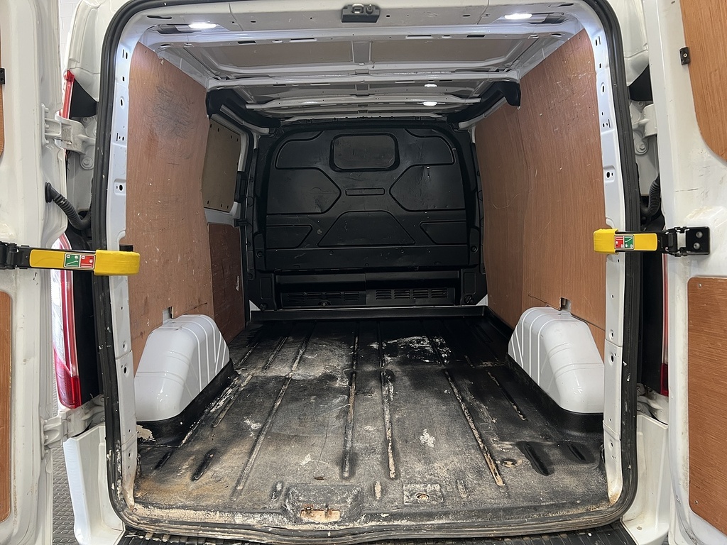 Ford Transit Custom 2.0 300 Ecoblue Limited Panel Van Manua HV22UWT White #5