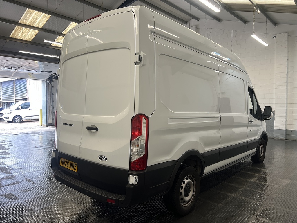 Ford Transit Custom 2.0 350 Ecoblue Leader Panel Van HN25NNZ White #3