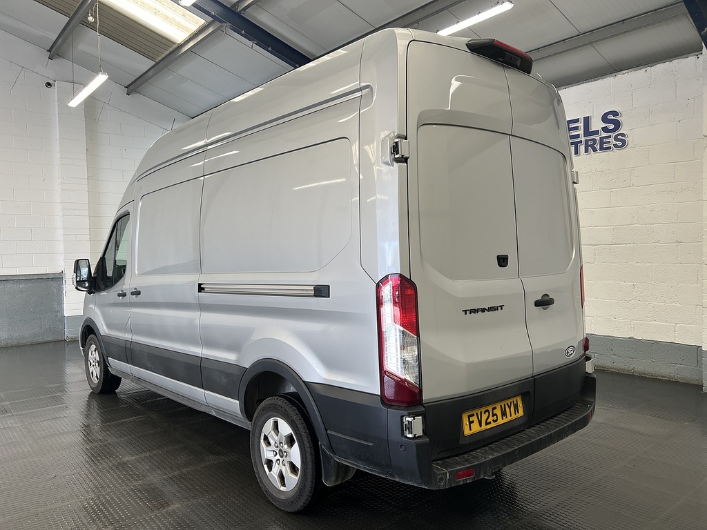 Ford Transit Custom 2.0 350 Ecoblue Limited Panel Van Manua FV25MYW Silver #2