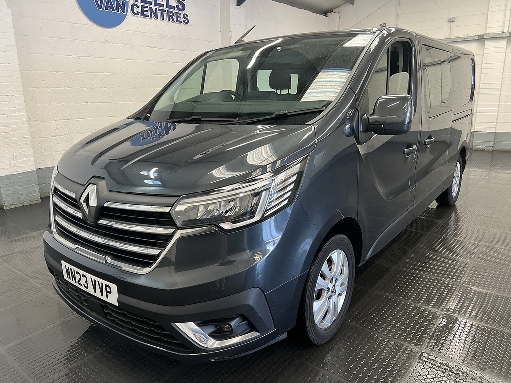 Renault Trafic 2.0 Dci Blue Ll30 Sport Crew Van Double Cab 6Dr Di Grey