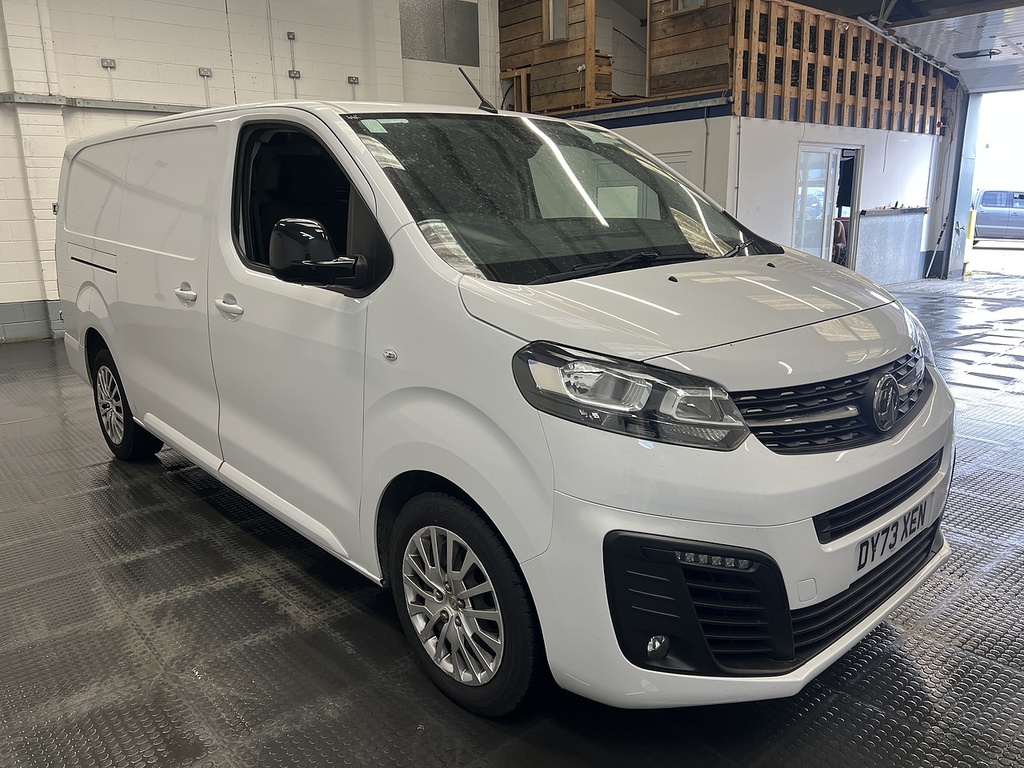 Vauxhall Vivaro 1.5 Turbo D 2900 Pro Panel Van 6Dr L White #3