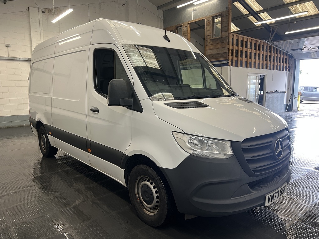 Mercedes-Benz Sprinter 2.0 315 Cdi Progressive Panel Van Manua White #4