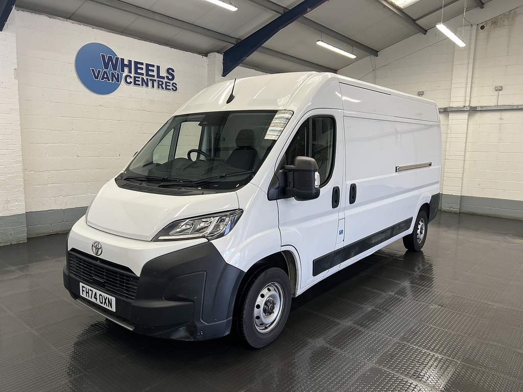 Toyota PROACE 2.2 Bluehdi 35 Icon Long Panel Van Manu White