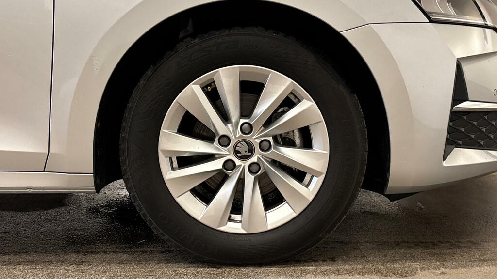 Skoda Octavia 1.5 Tsi E-tec Mhev Act Se Technology Estate Pe Silver #5