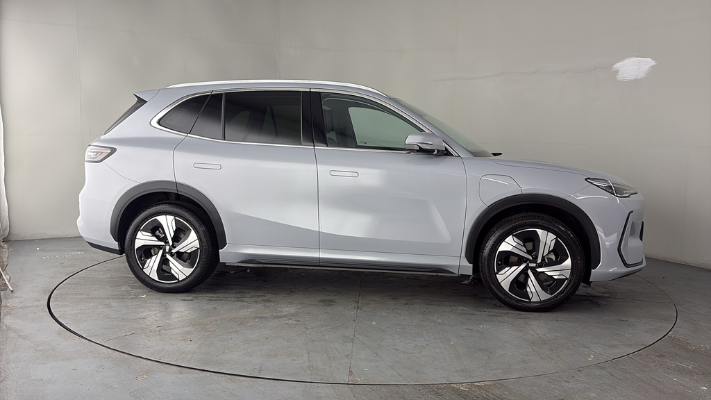 Geely EX5 60.22Kwh Pro Suv 218 Ps Silver #3