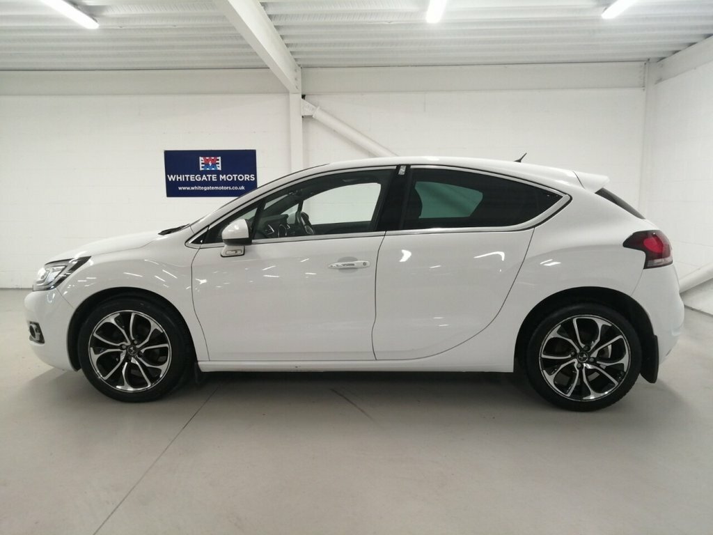DS DS 4 1.6L Prestige White #3