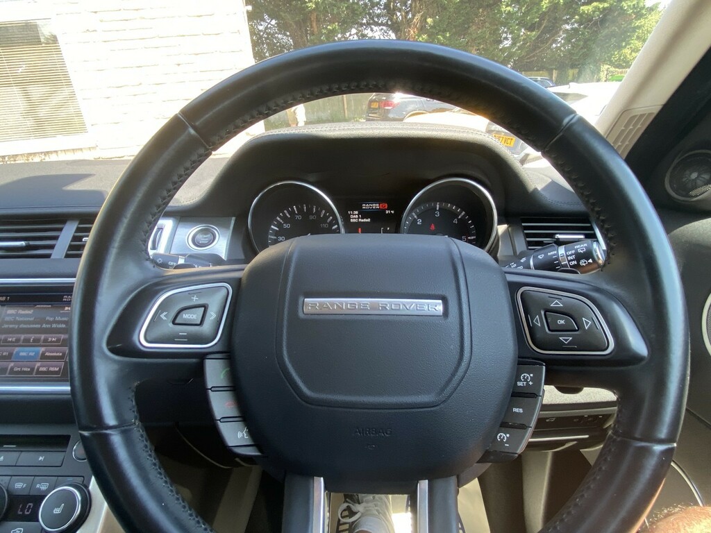 Land Rover Range Rover Evoque White #13