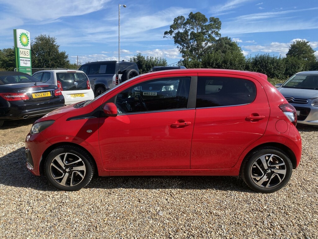 Peugeot 108 Hatchback 1.2 Puretech Allure 2015 Red #2