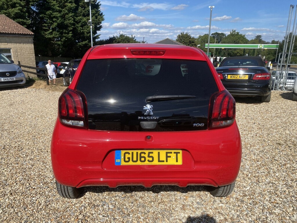 Peugeot 108 Hatchback 1.2 Puretech Allure 2015 Red #3