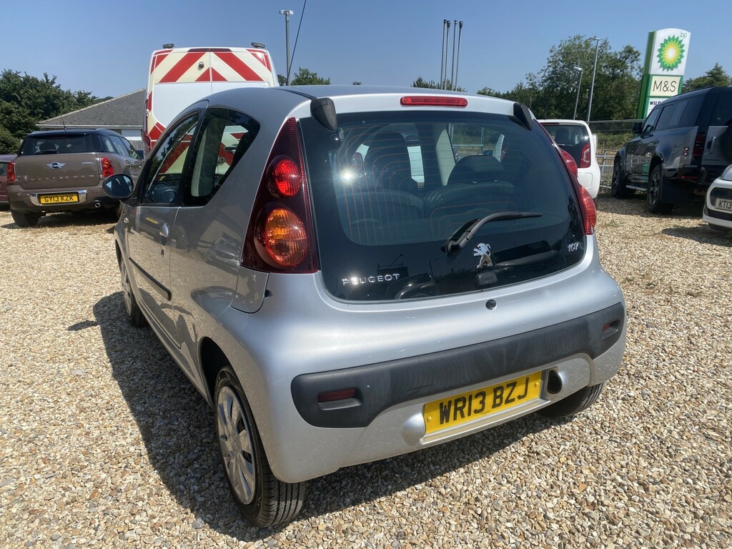 Peugeot 107 Hatchback 1.0 12V Active 2013 Silver #2