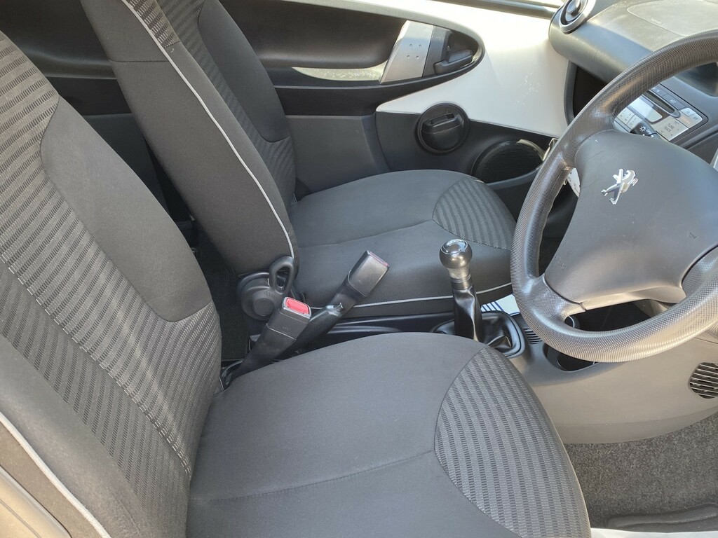Peugeot 107 1.0 Active Purple #7