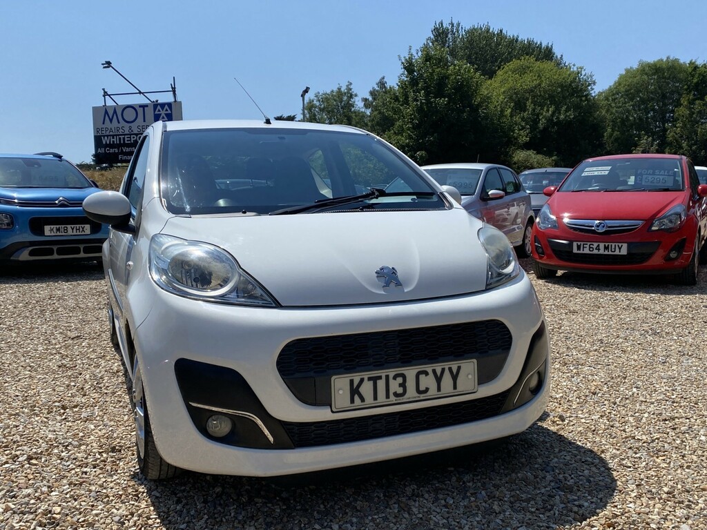 Peugeot 107 Hatchback 1.0 12V Active 2013 White